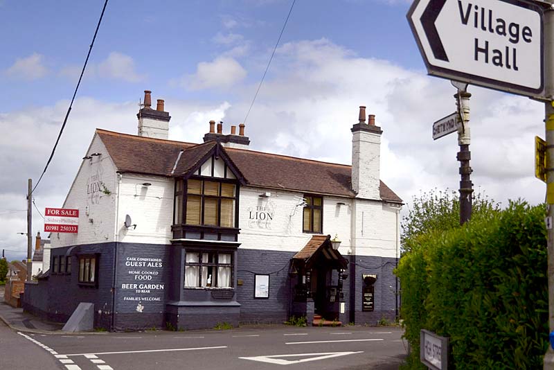 for sale sign on lion pub edgmond